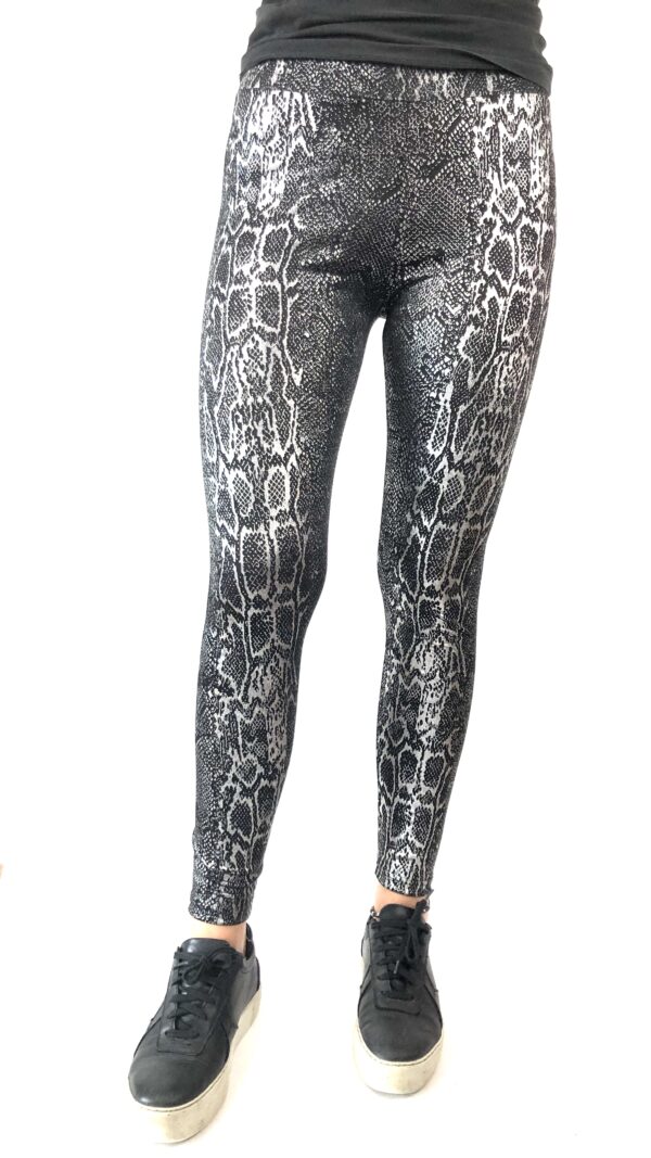 Tights ormskinnsmönster