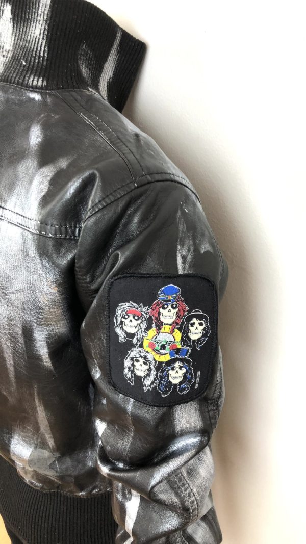 JACKA I KONSTSKINN GUNS N ROSES 146 CL - Bild 3