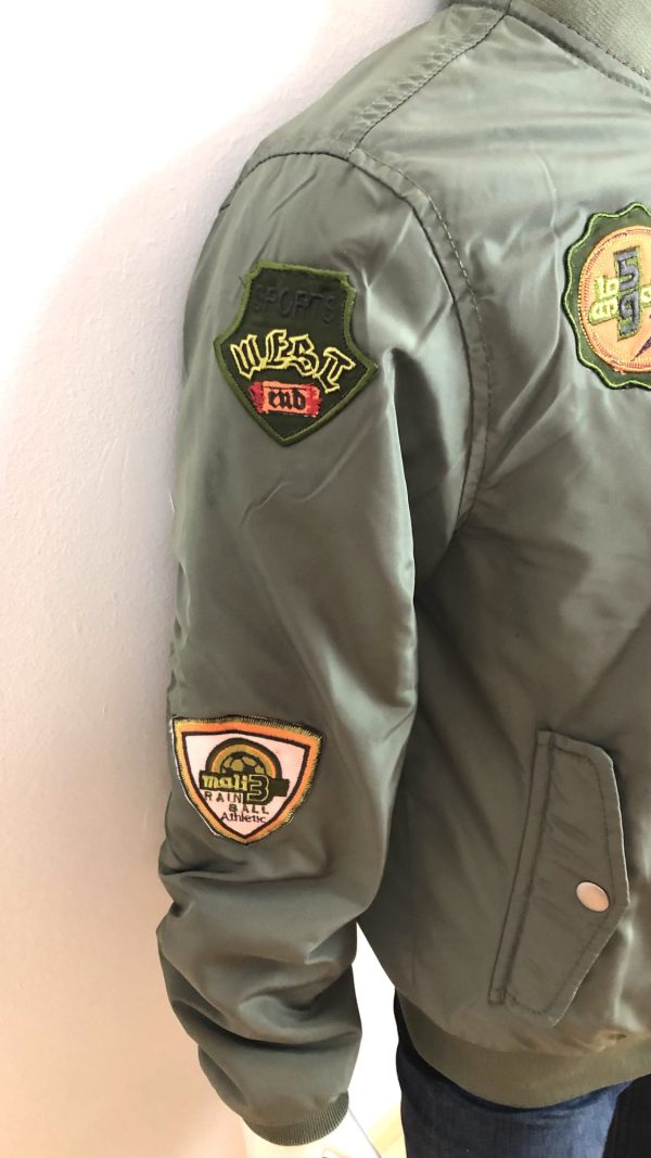 BOMBERJACKA LITE VADDERAD MED TYGMÄRKEN 134/140 CL ( 9-10 ÅR ) - Bild 3